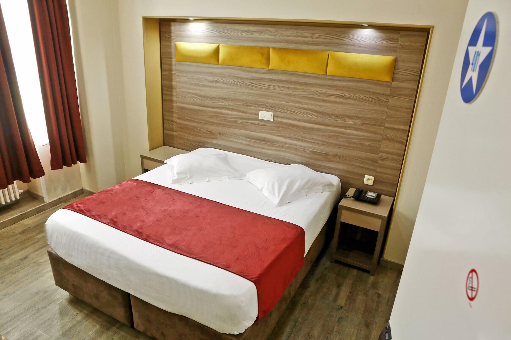 Hotel De France Saint-Gilles Kültér fotó