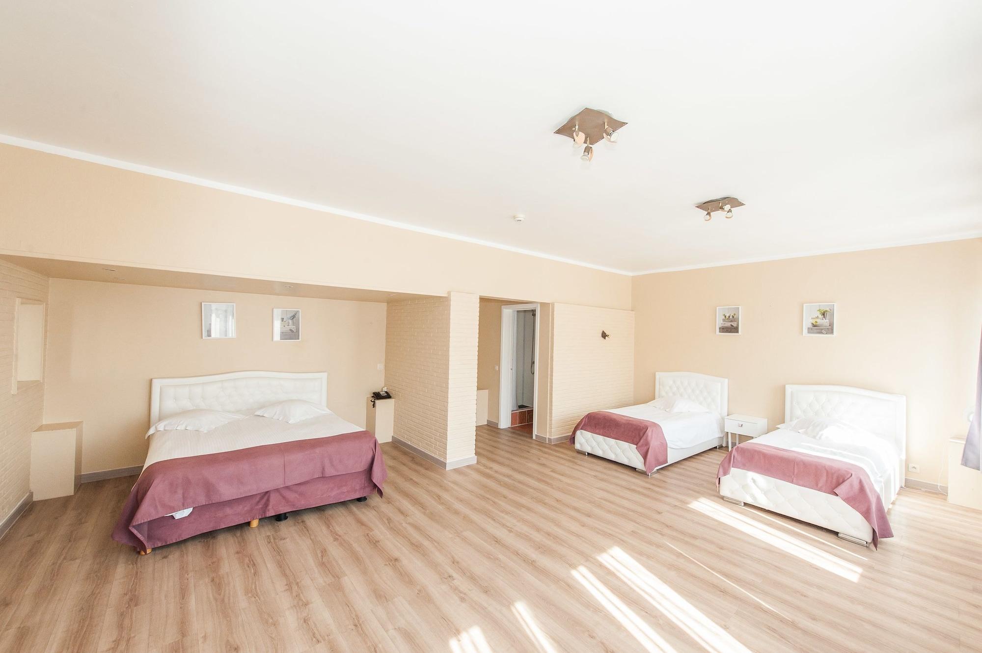 Hotel De France Saint-Gilles Kültér fotó